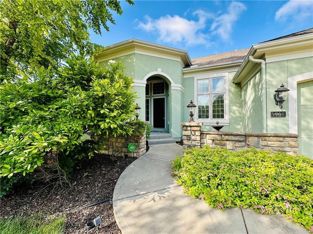 9003 W 157TH Terrace