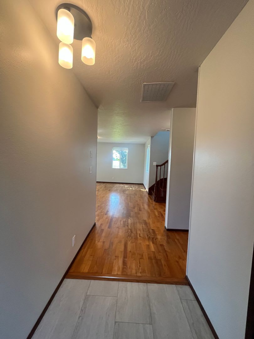 5-Bedroom 2-Bathroom home in Coburg