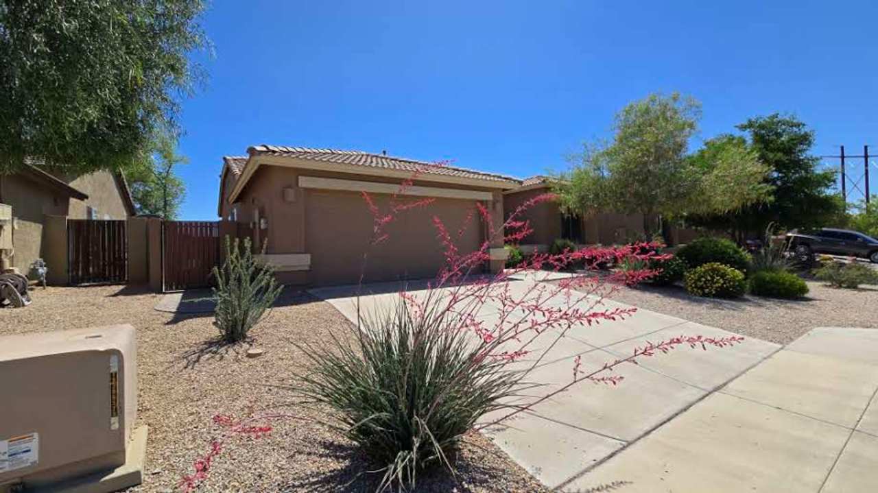 Gorgeous Home in Estrella Mountain Ranch! Incredible Amenities!