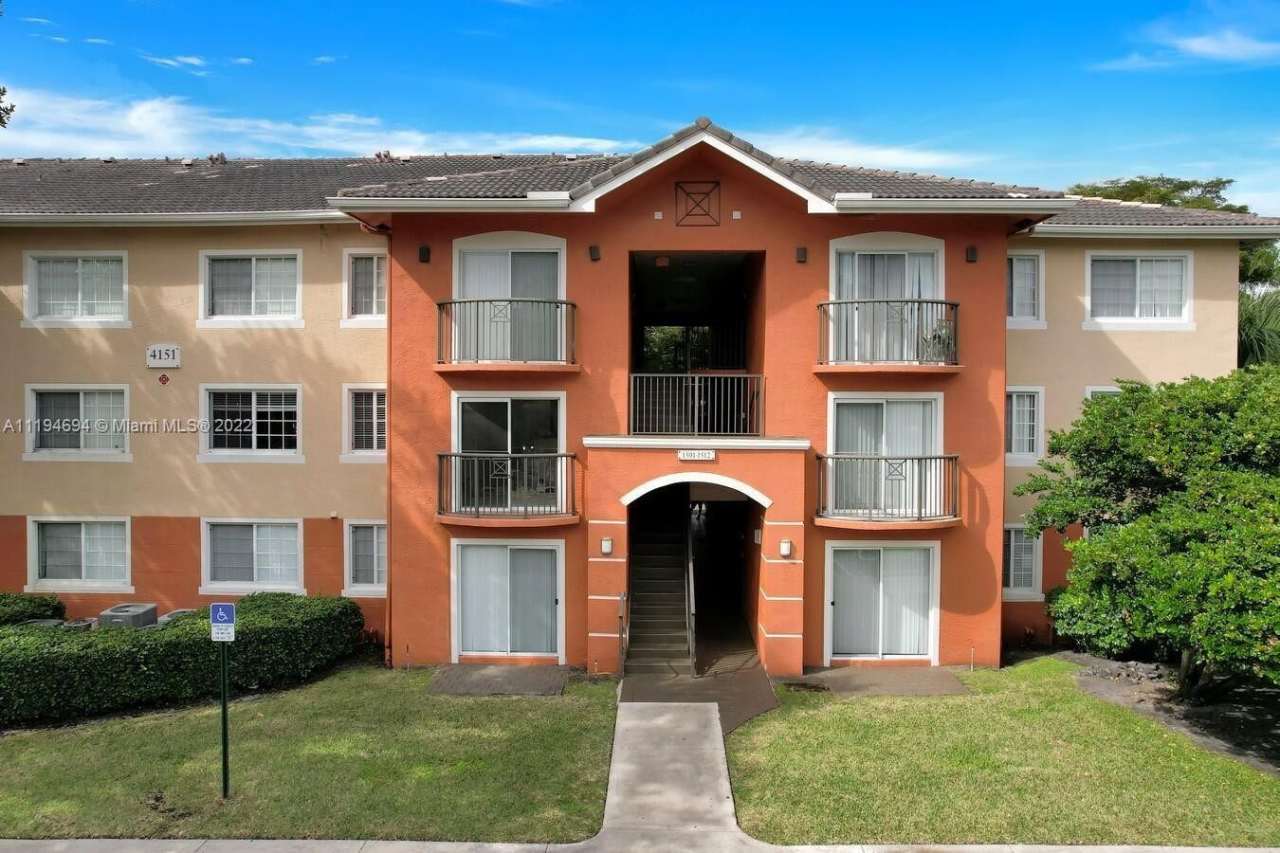 4191 N Haverhill Road