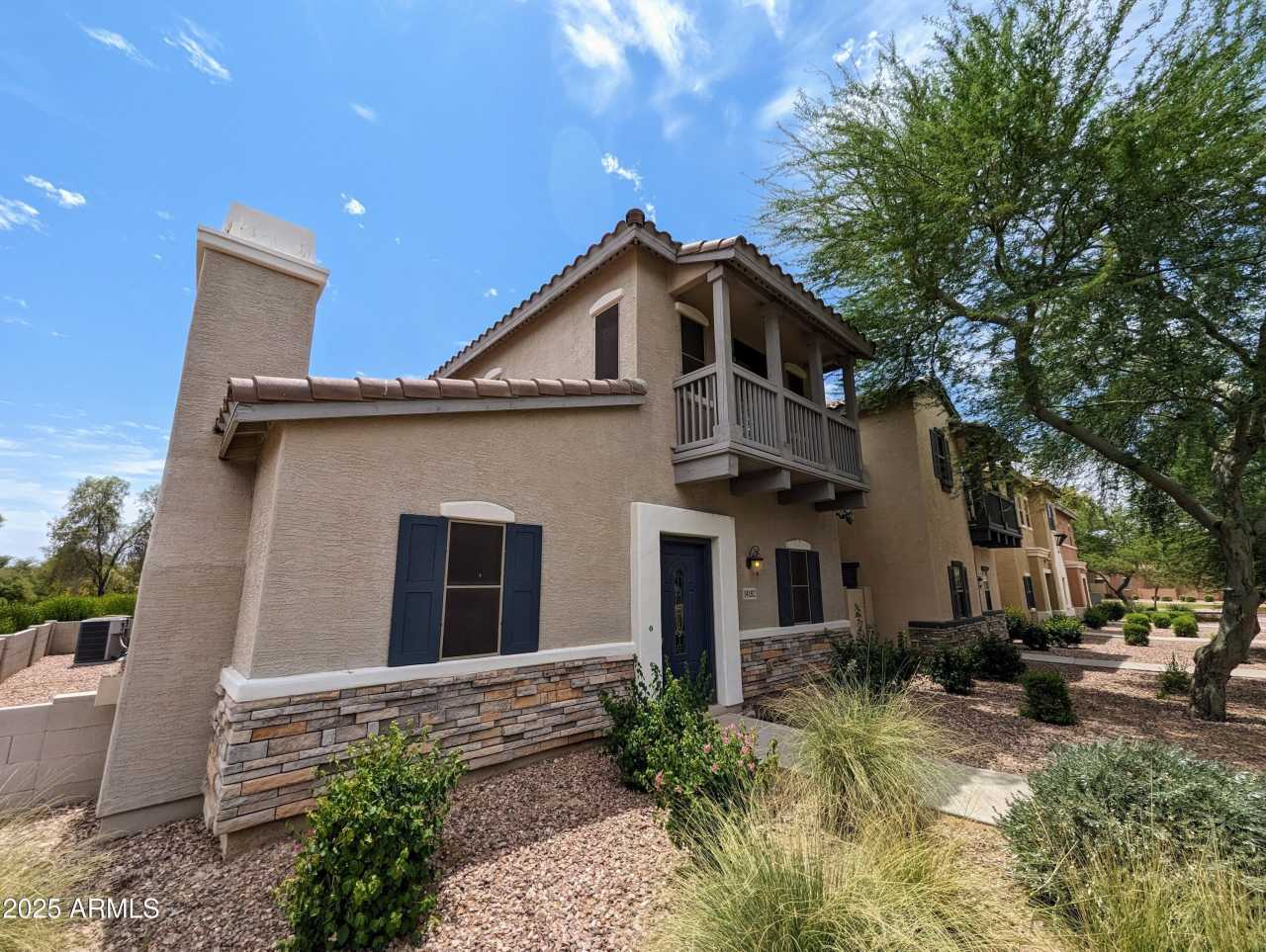 14182 W COUNTRY GABLES Drive