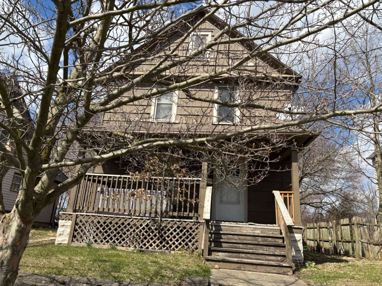 Section 8 Accepted! Spacious Newly Renovated 3- Bedroom Home