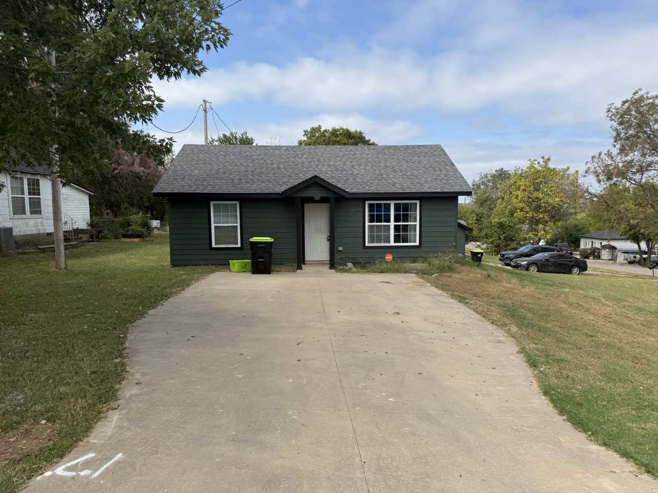 1029 North Hickory Avenue