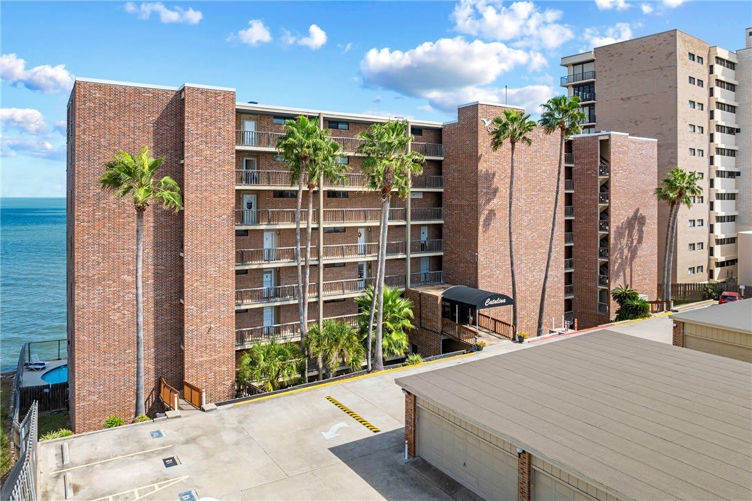 4334 E Ocean Drive E