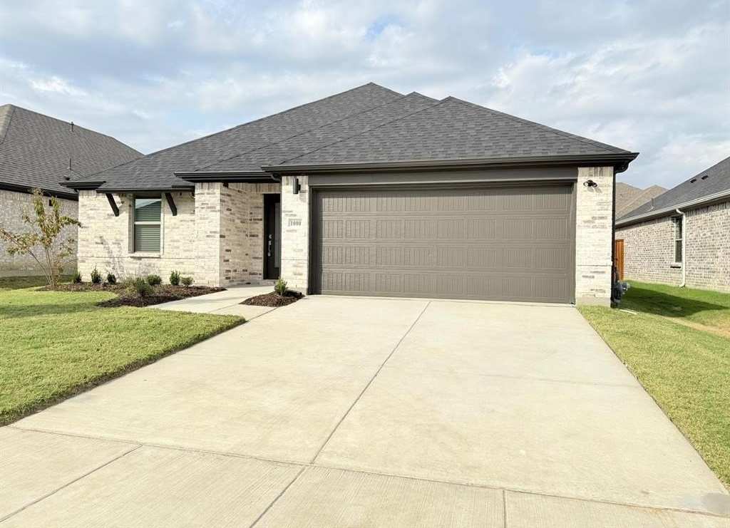 1000 Rosemary hill Drive