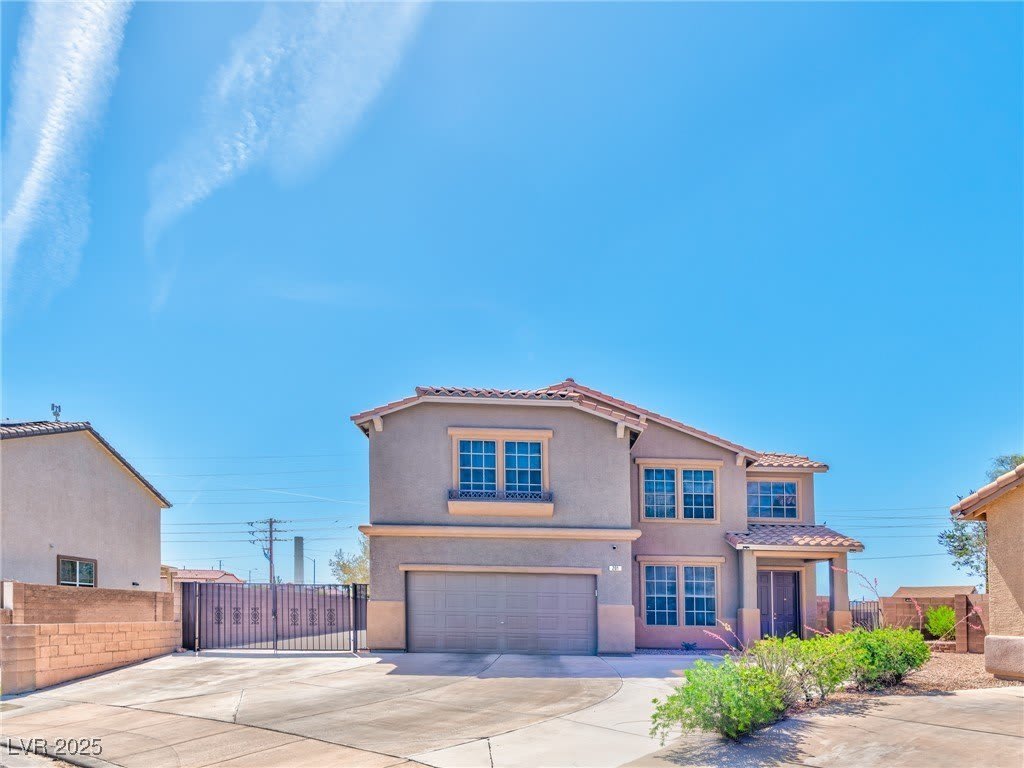 201 Palmarosa Street