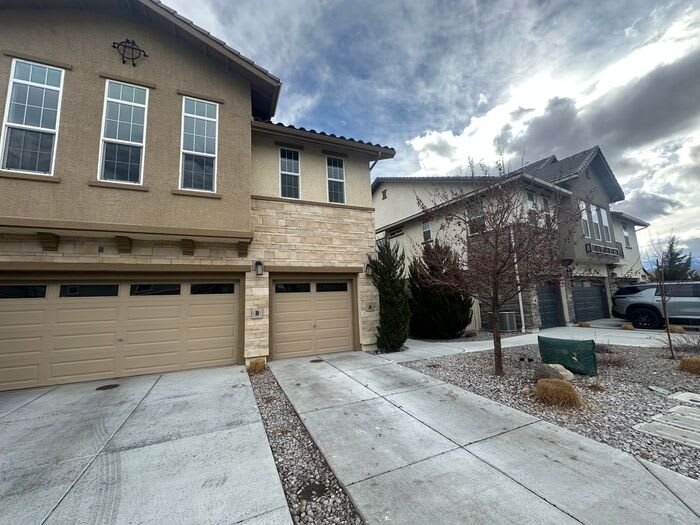 1950 Dark Horse Road