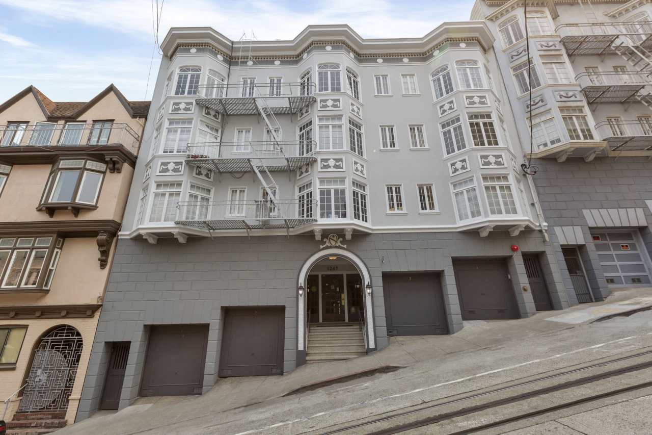 1265 WASHINGTON Apartments