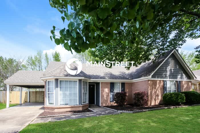 10662 Oak Leaf Drive