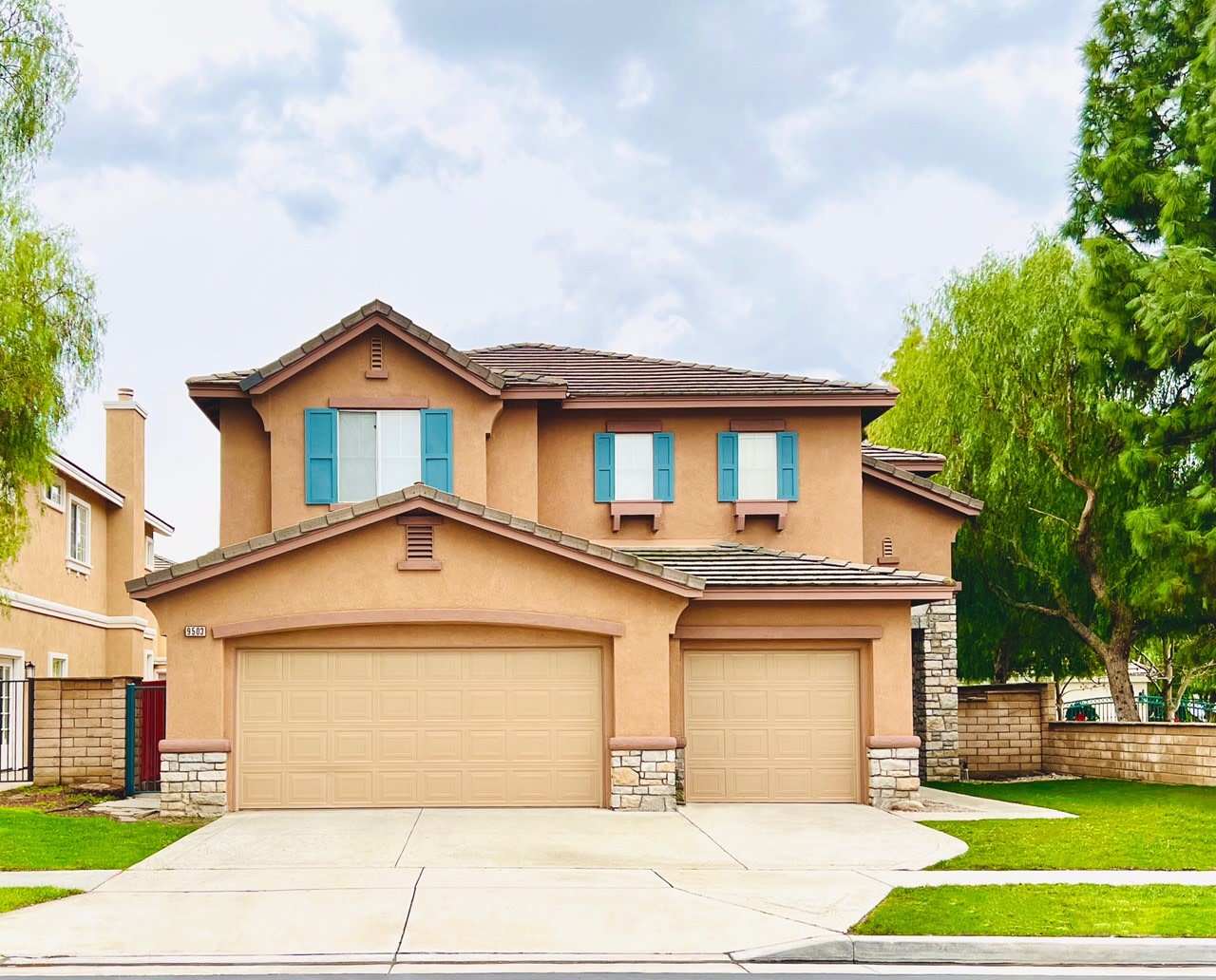 9503 Shadowgrove Drive