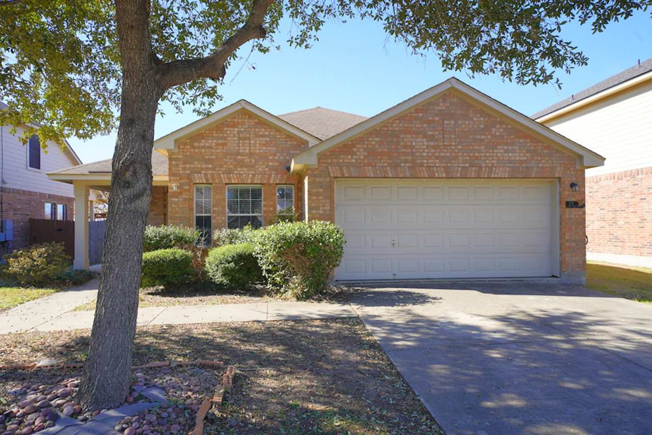 Gorgeous Single Story Home in Cibolo! Realtor Commission: $650