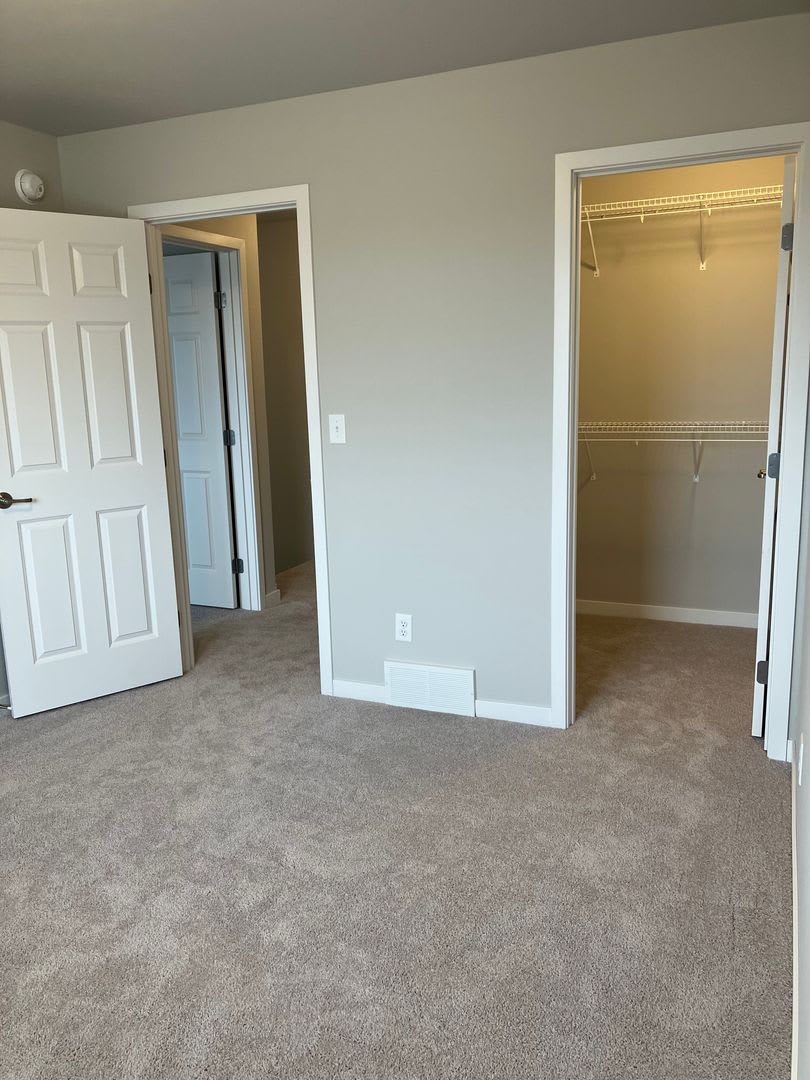 3 Bedroom/2.5 Bathroom House