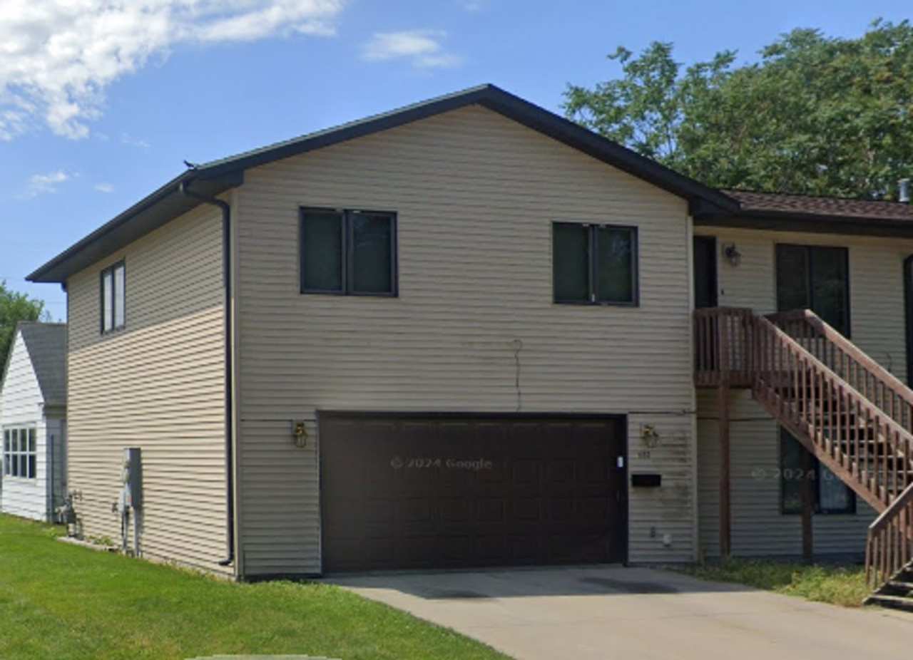 Spacious Duplex close to Campus