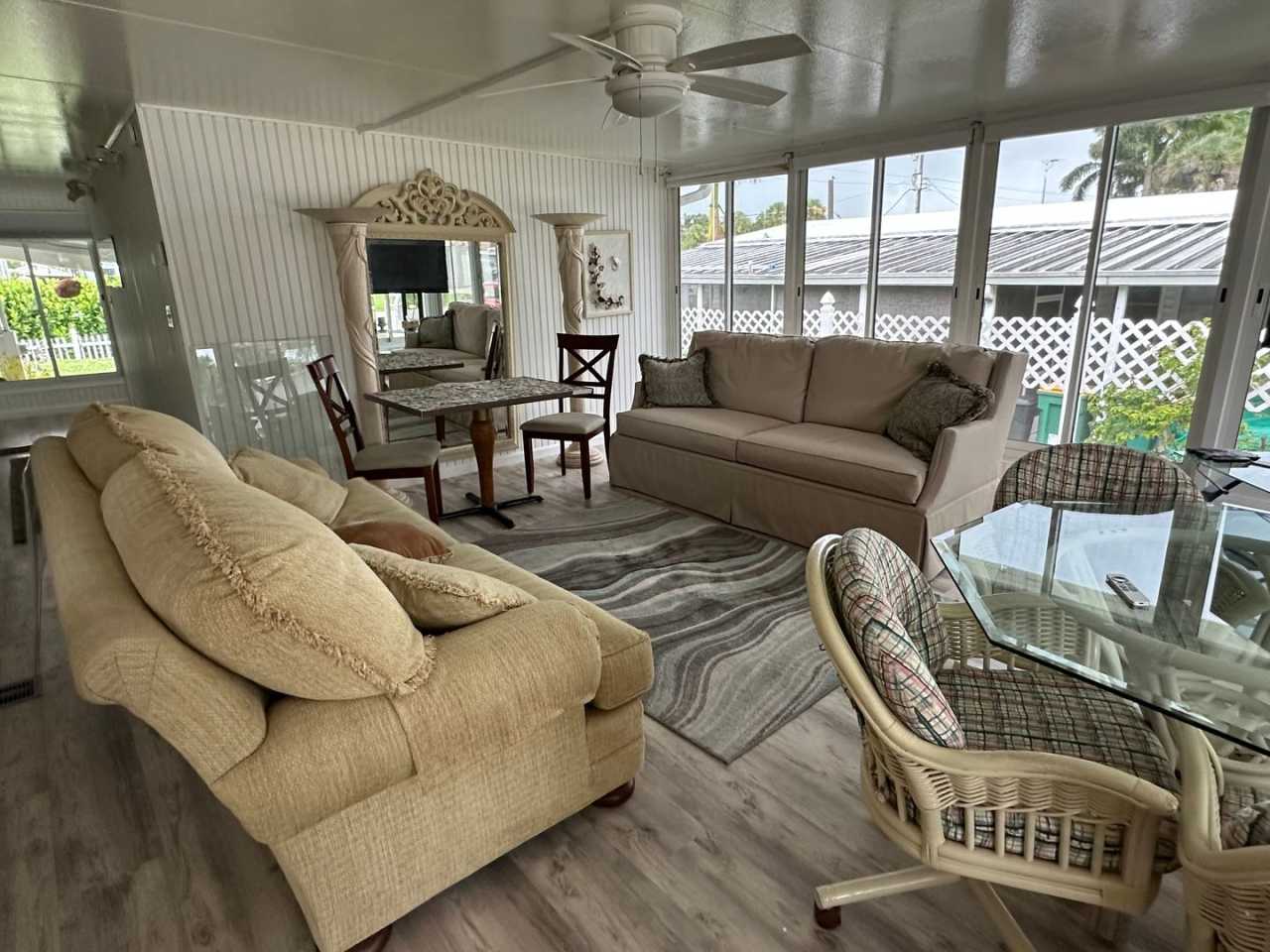 Spacious 3BR Single-Family Home Near Downtown Naples  Beaches