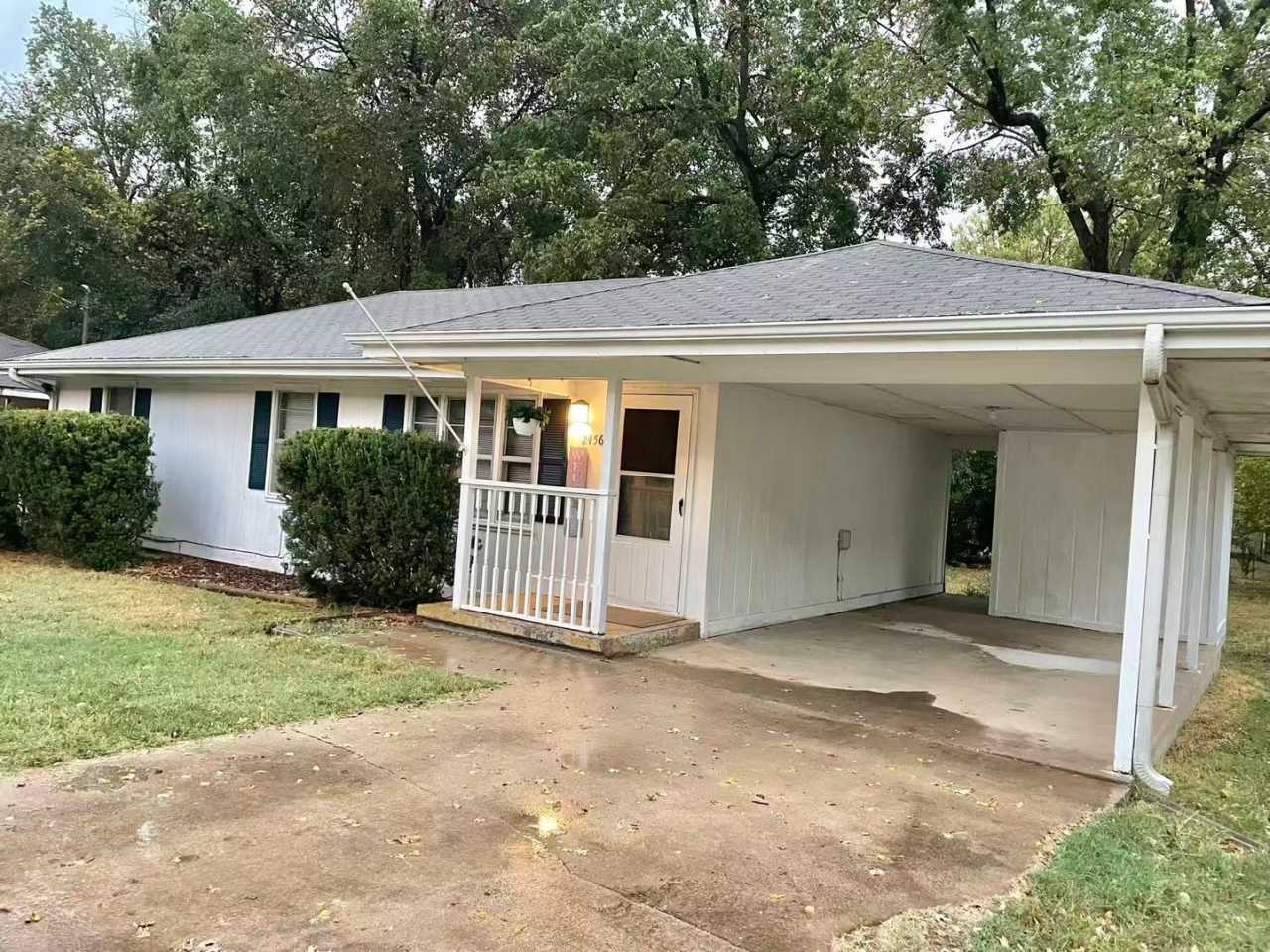 Cute house north Springfield