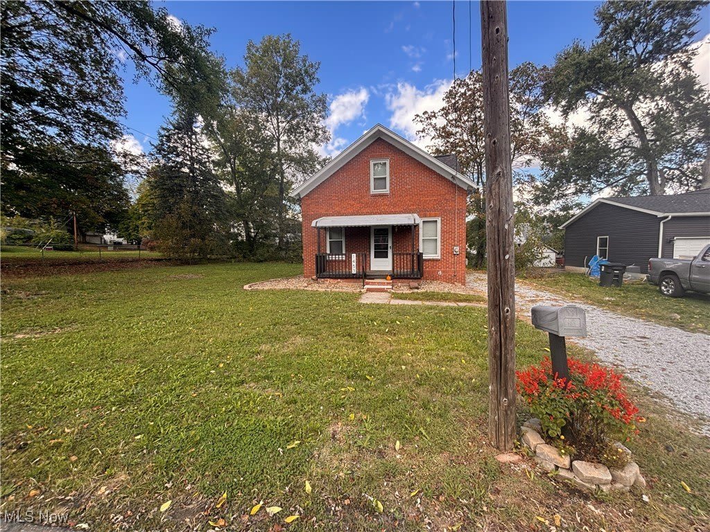 1453 Woodbirch Avenue