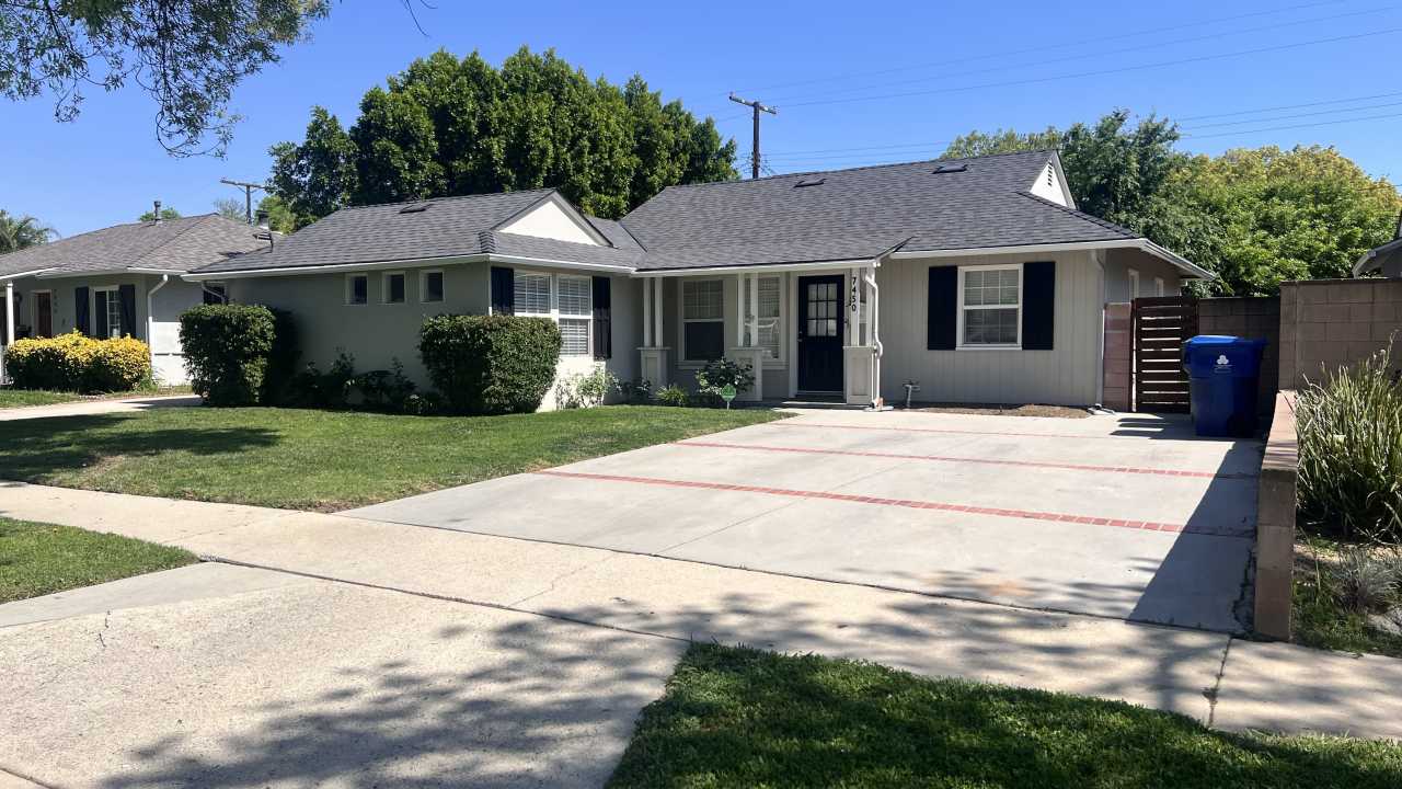 7450 Shoshone Avenue