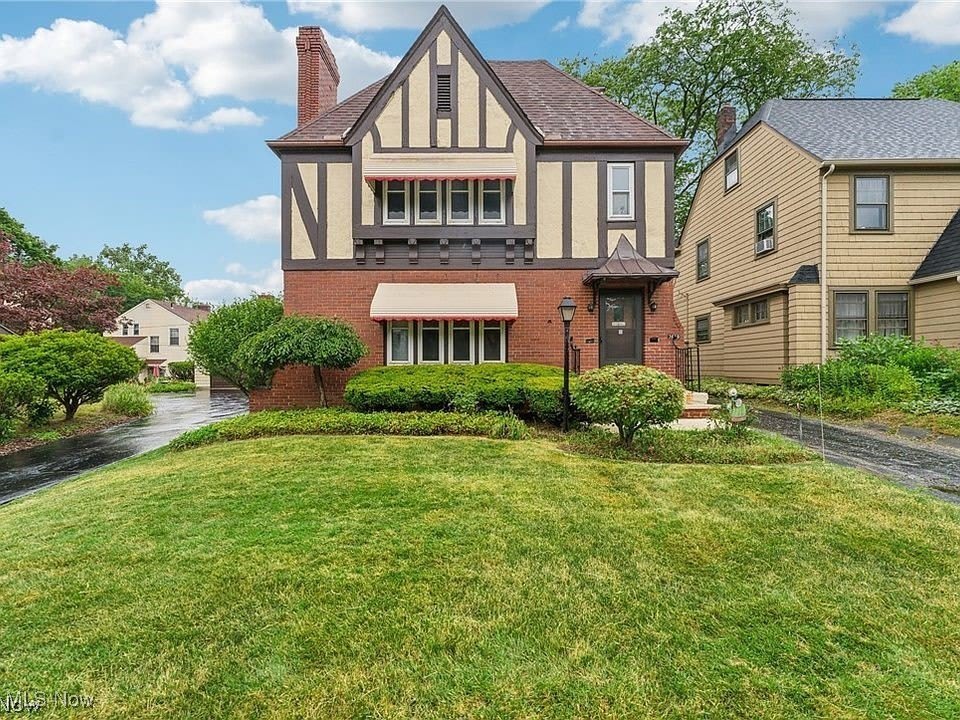 3619 Strathavon Road unit: 2