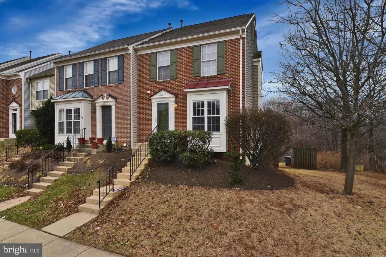 20871 SANDSTONE SQUARE