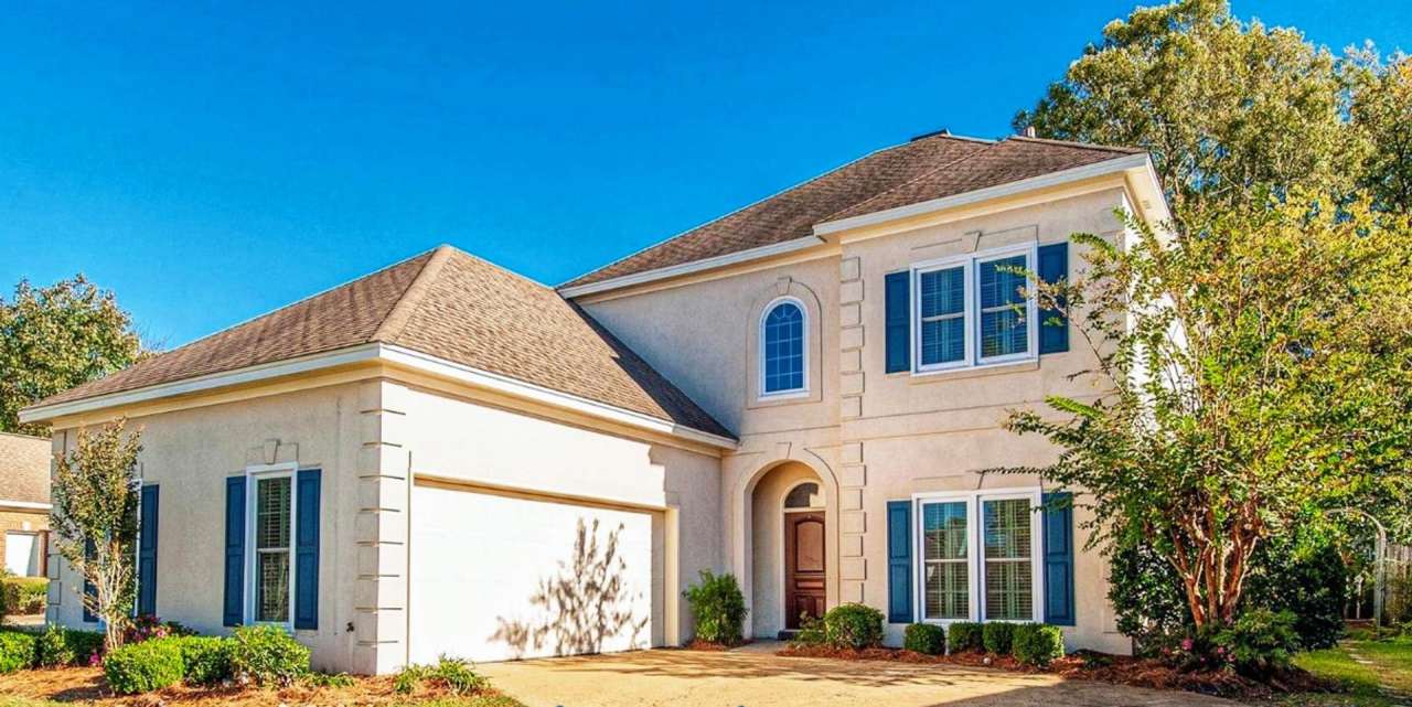 Old Marsh Way in Wynridge of Wynlakes