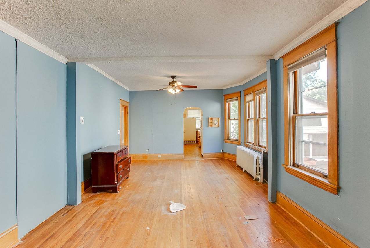 JUNE MOVE IN- HAMLINE UNIVERSITY - 6 BEDROOM