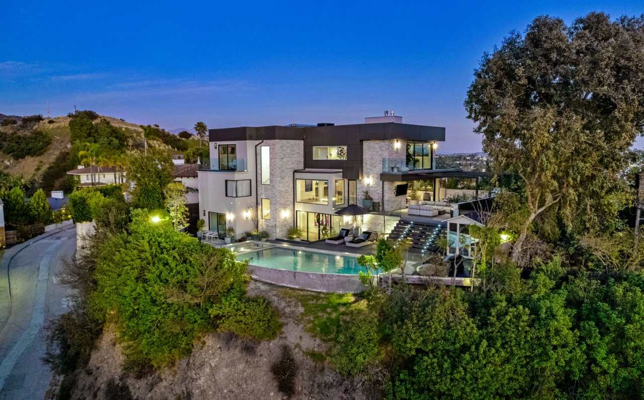 Prestigious Hollywood Hills Home for Rent
