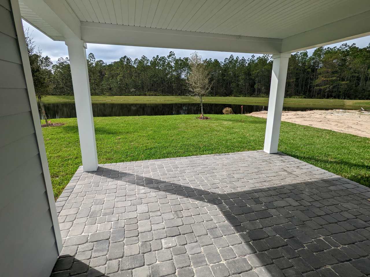 298 Settler's Landing Dr