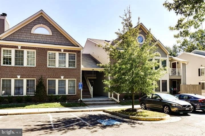 12010 RIDGE KNOLL DRIVE