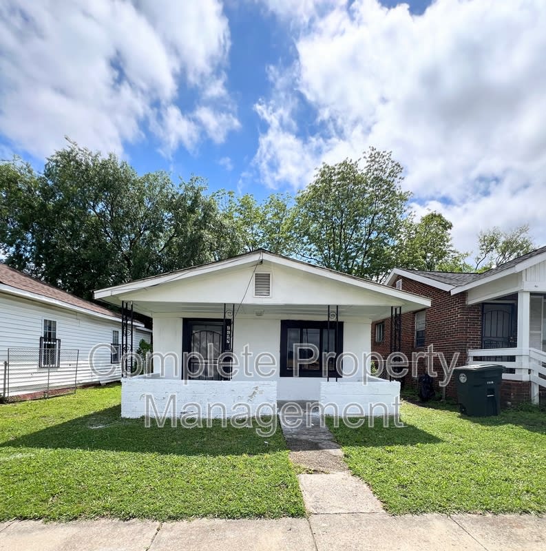 1117 42nd Place North