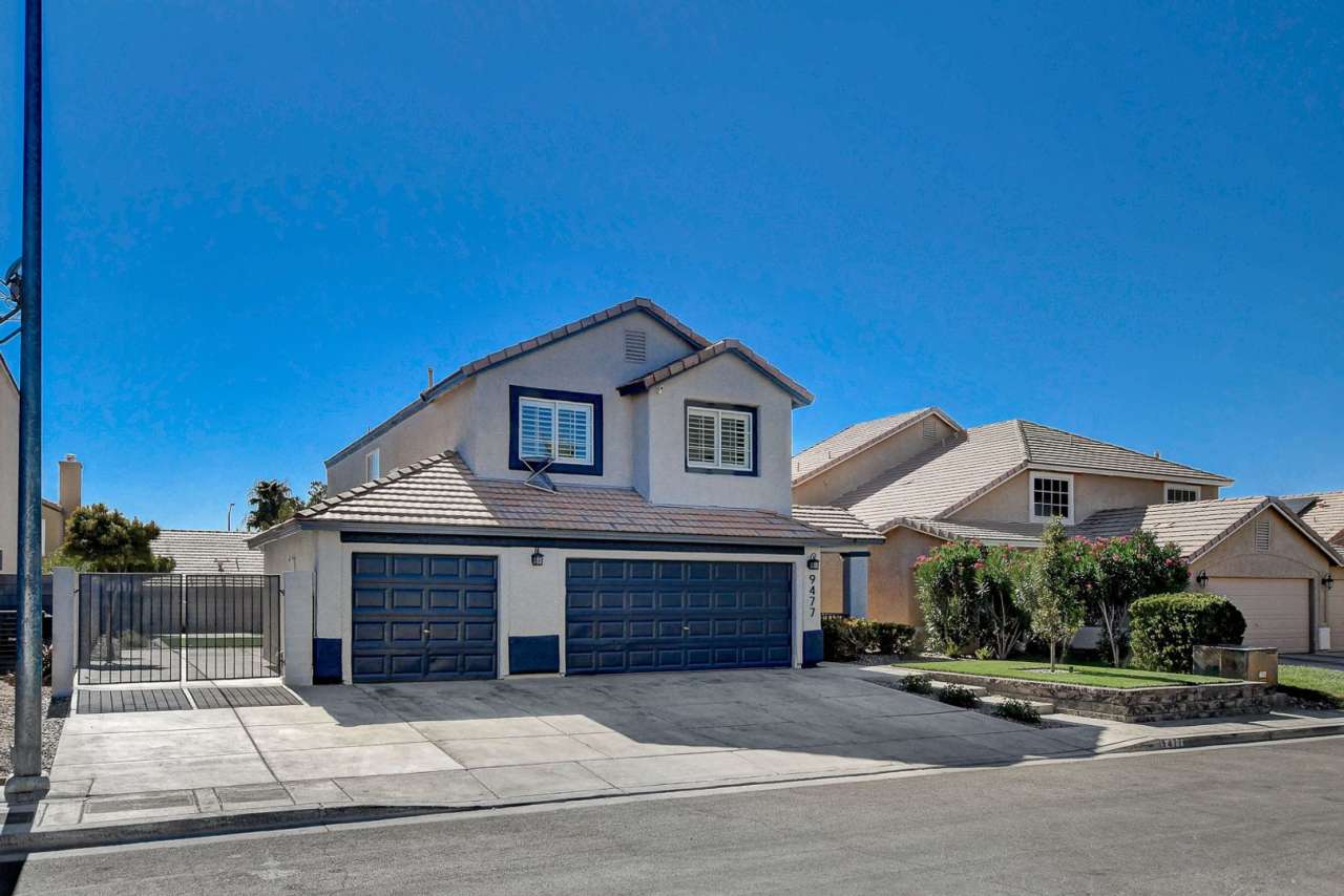 Stunning Silverado Ranch Home with RV parking