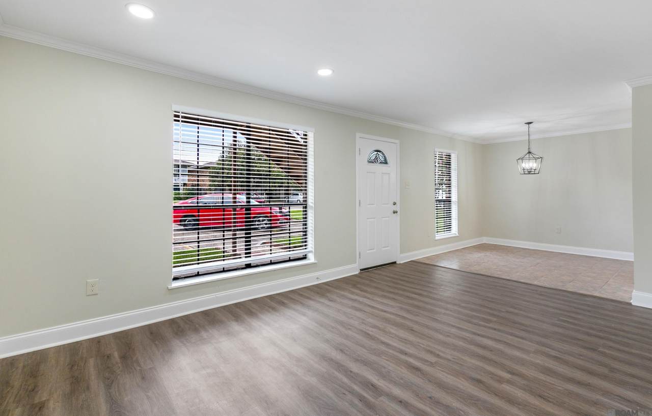 536 S Flannery Rd #A