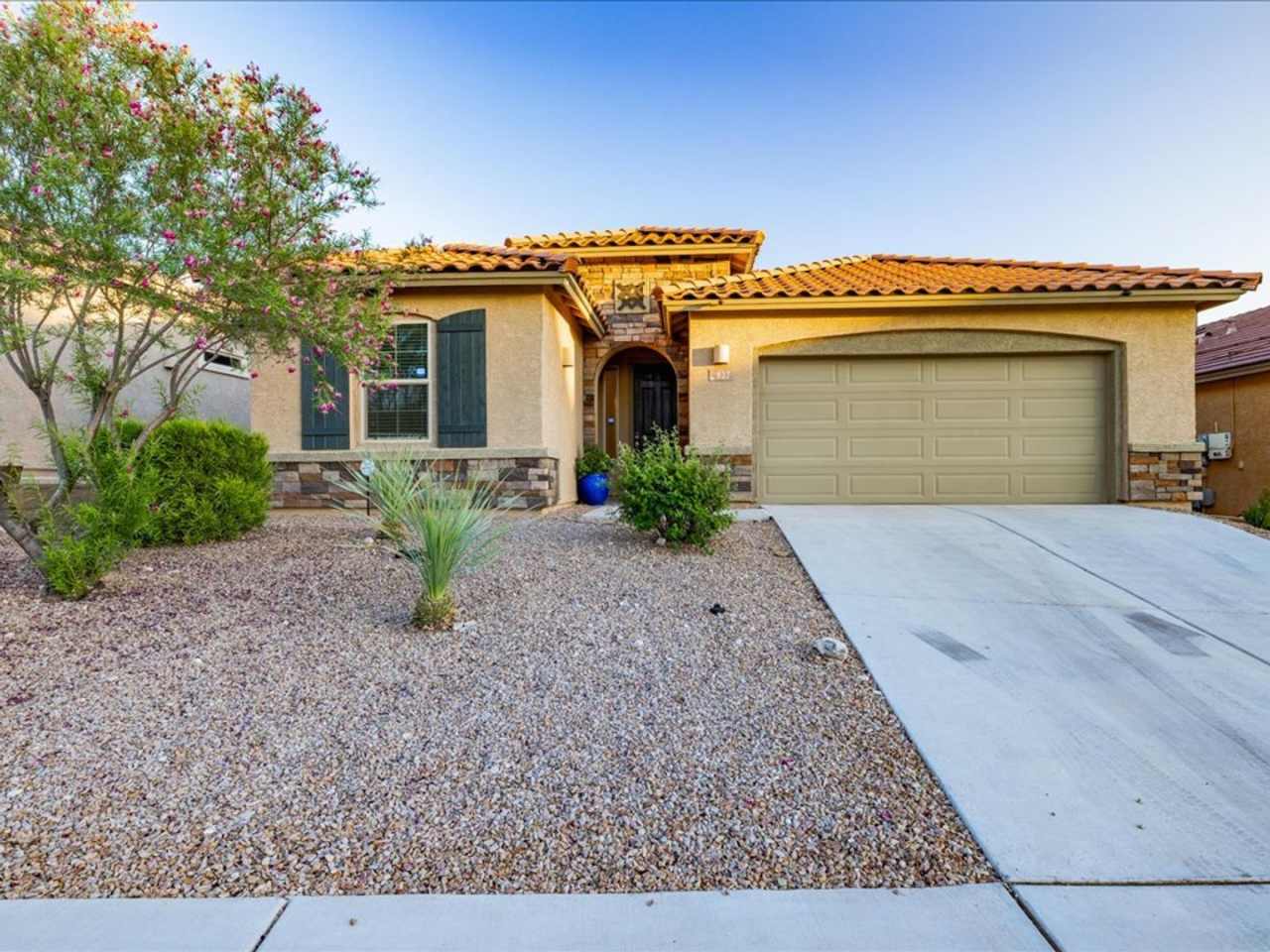 5 Bedroom 3 Bathroom