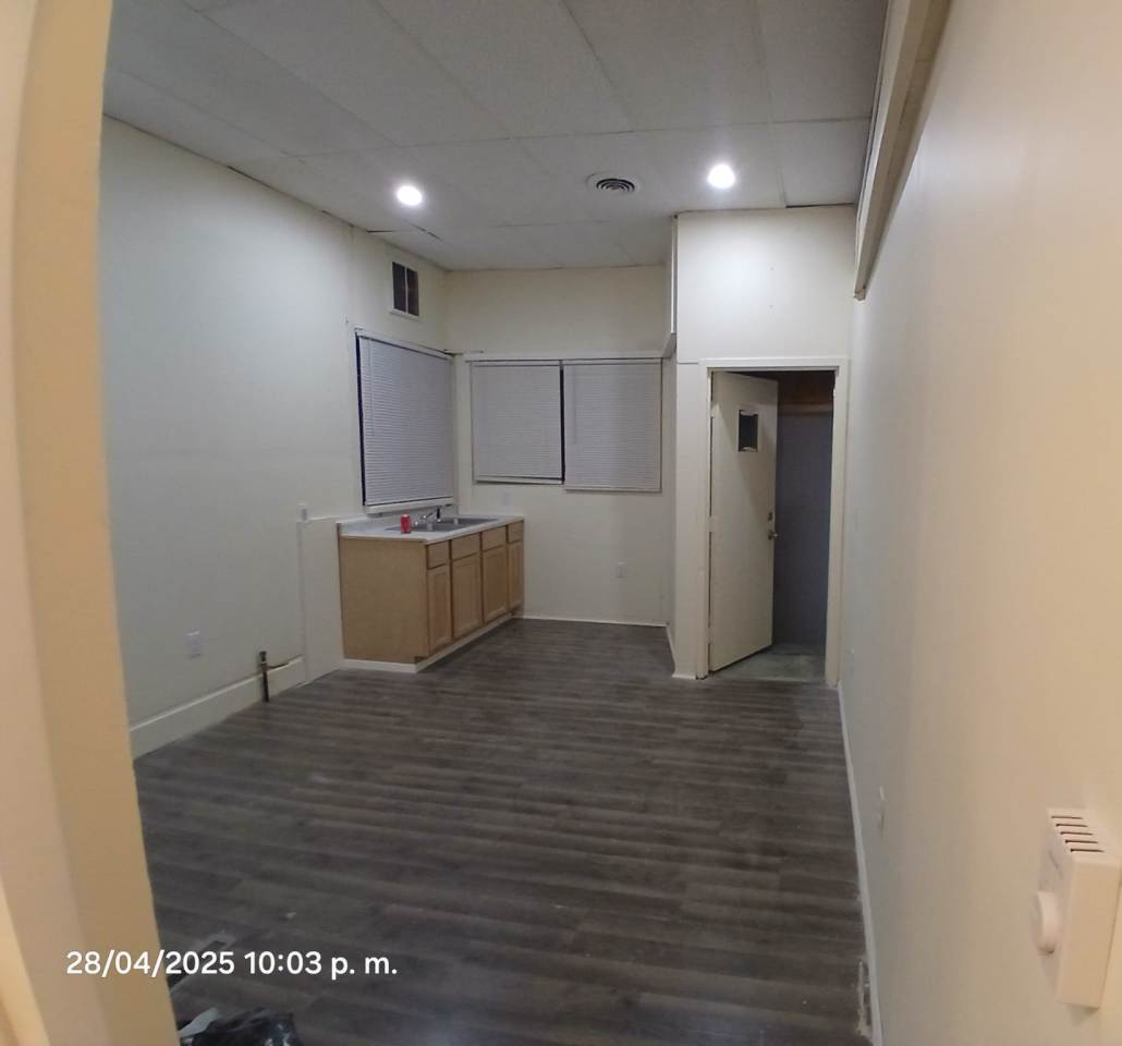 2028-2030 West Greenfield Avenue