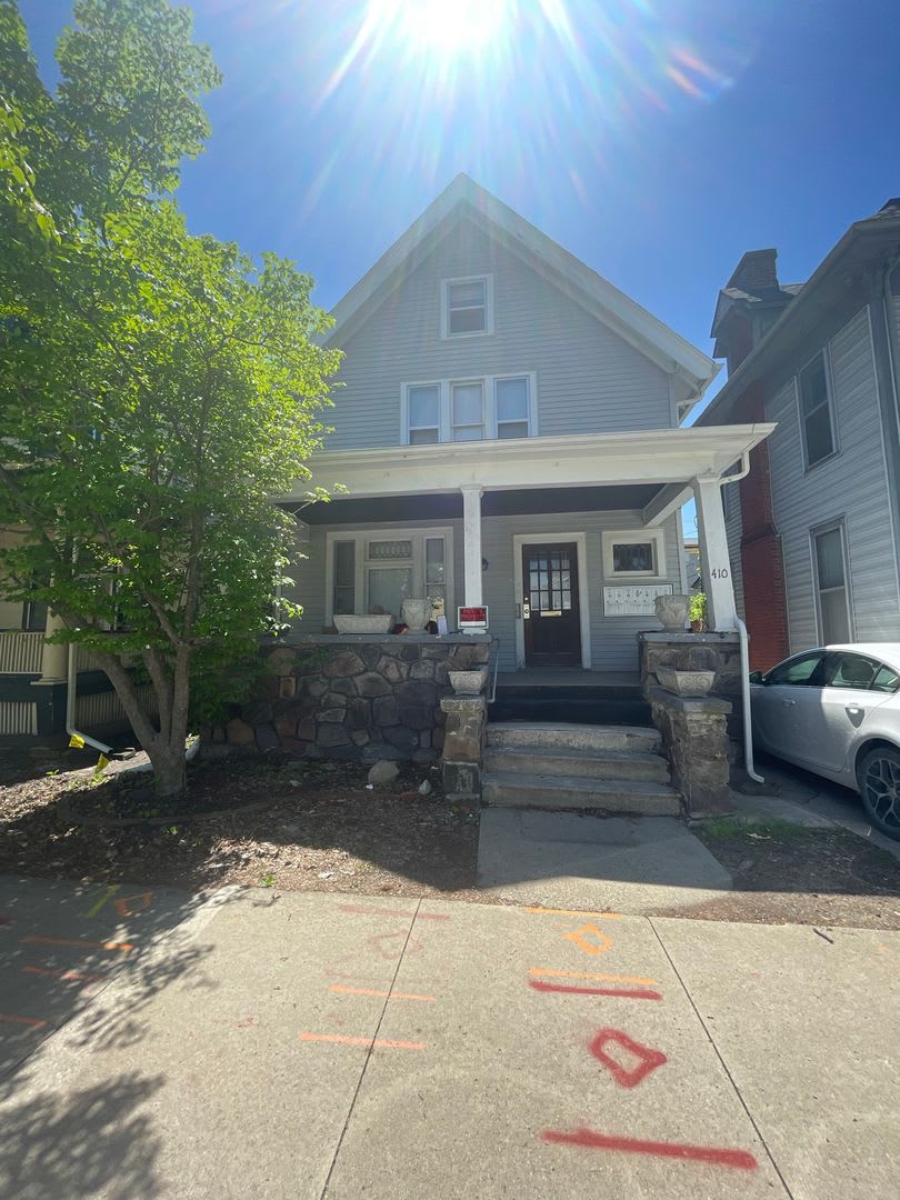 410 E William - 8 Bedroom w/Two Kitchens | JOIN THE WAITLIST TODAY!