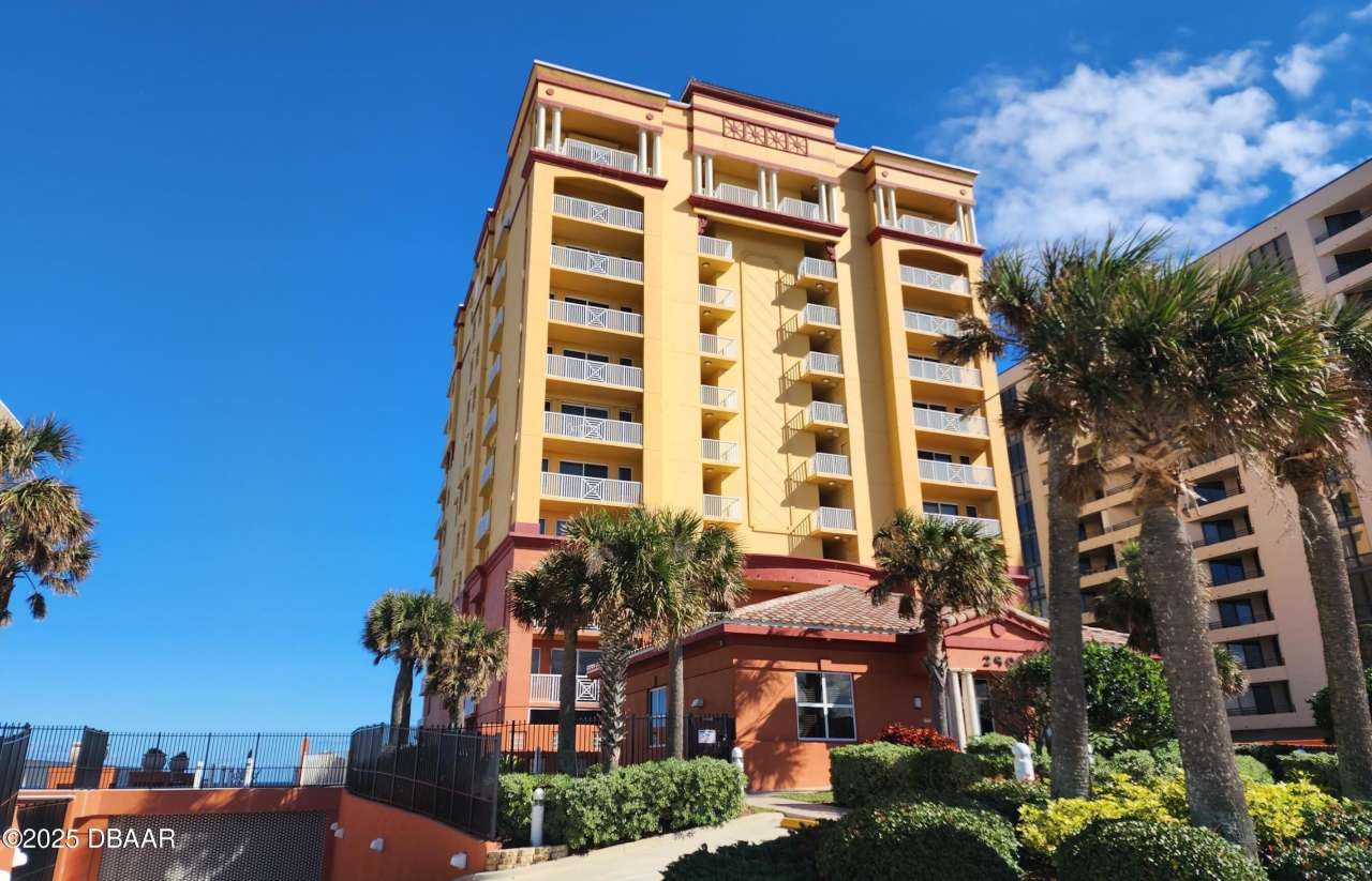 2901 S Atlantic Avenue unit: 402