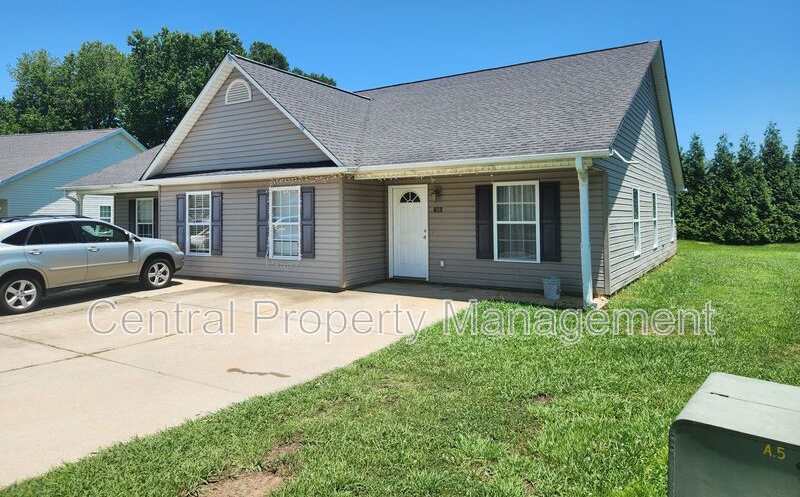 506 Seays Crest Drive