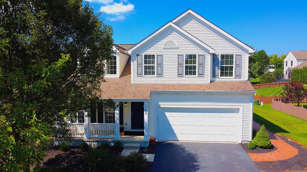 129 Sapphire Ice Dr
