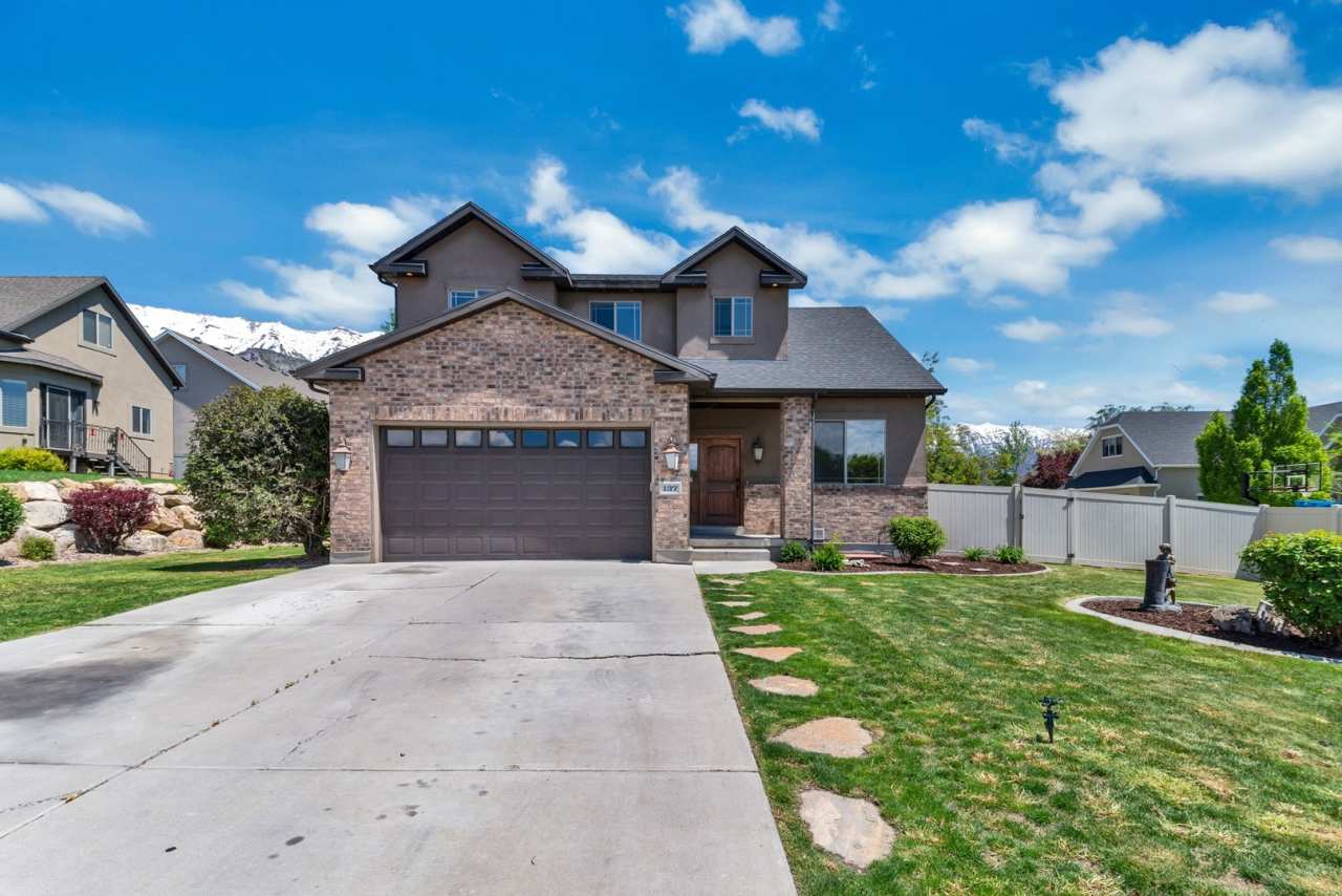 Beautiful home nestled in Pleasant Grove