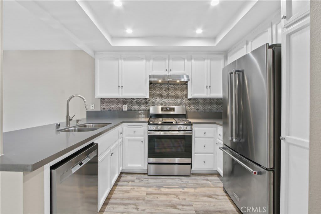 1246 W Park Western Drive