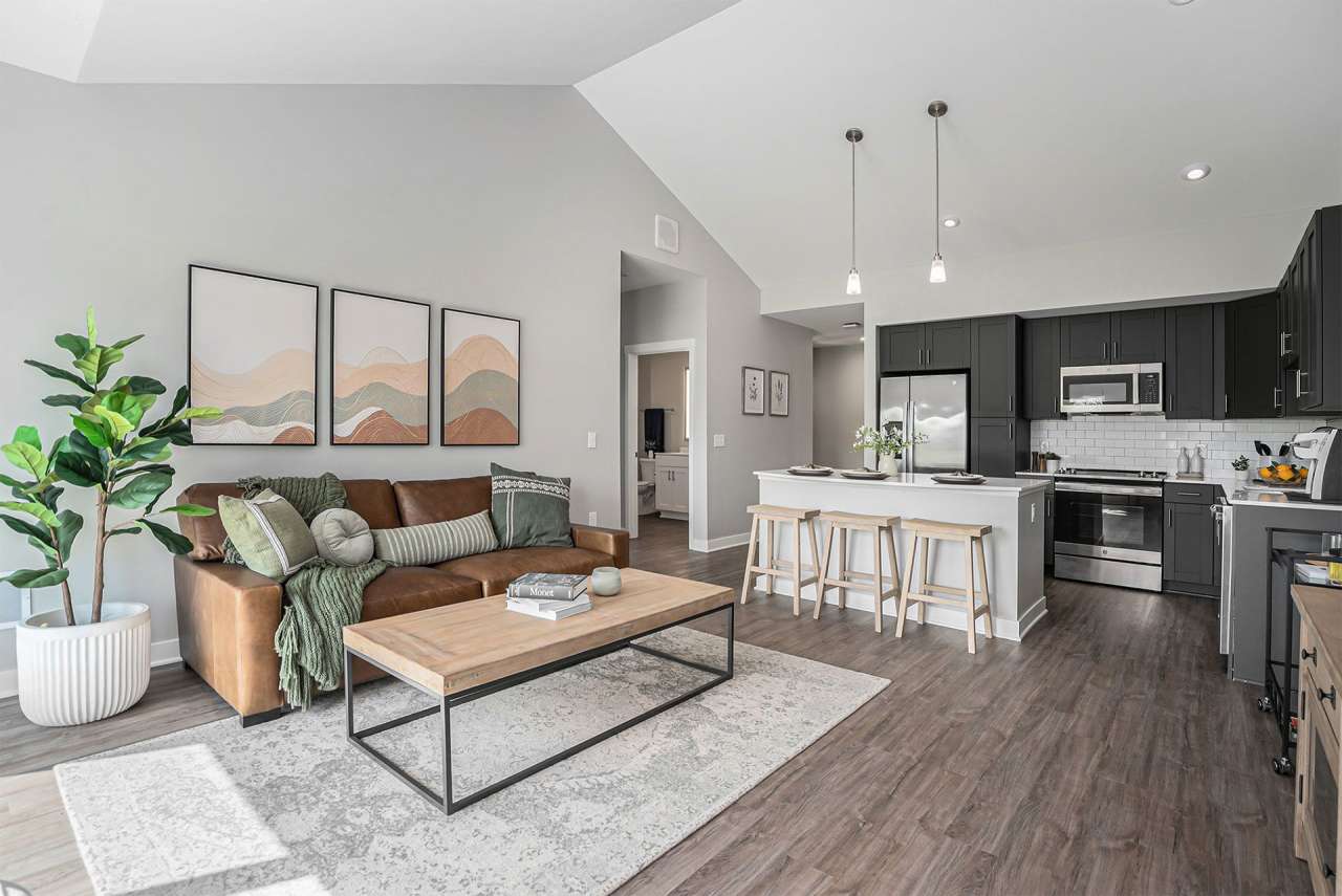 Savannah at Waterford Village