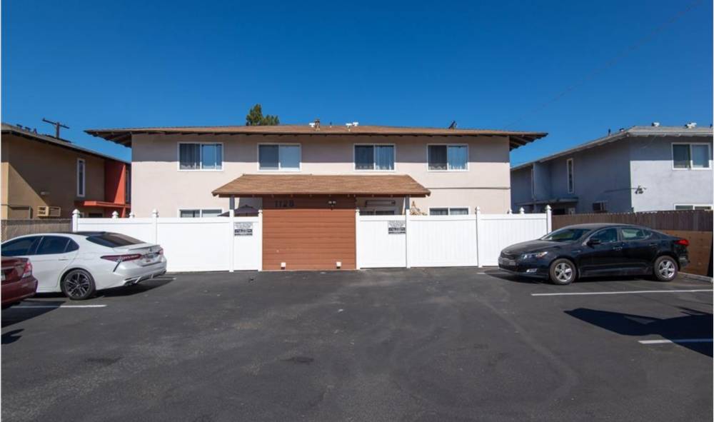 1128 E Lexington Ave