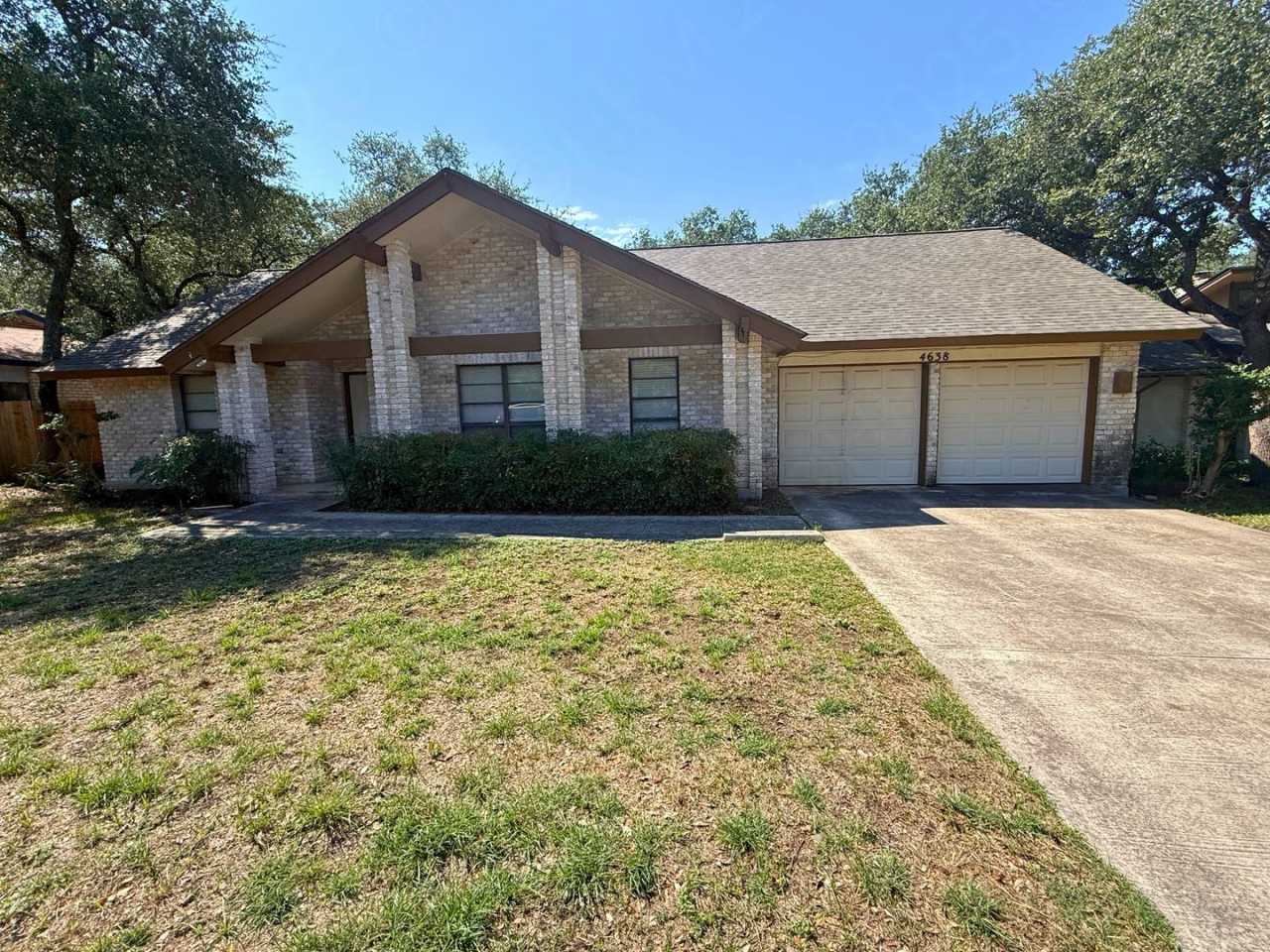 Move In Ready Home at 4638 Shavano Woods