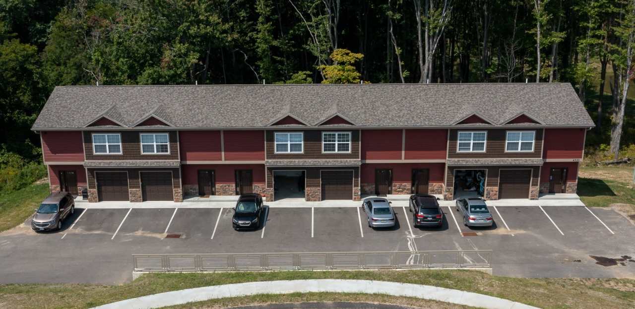 4521 Elizabeth Lane - 4