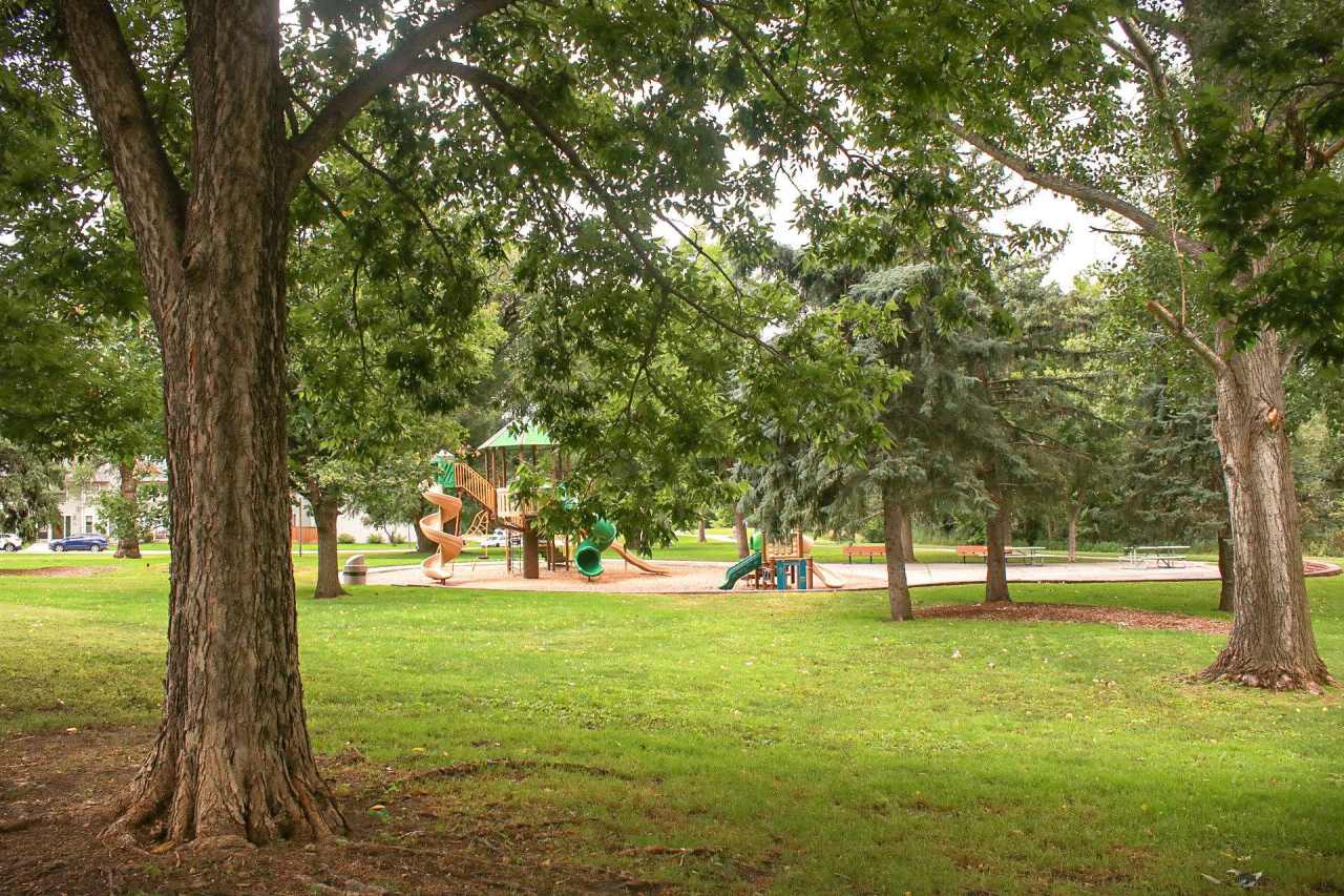 Grand West At Briarwood