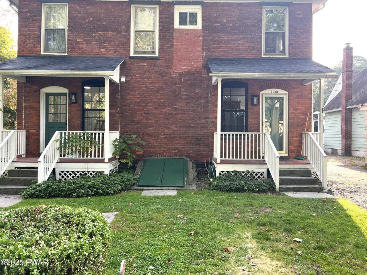 308 Bishop Avenue unit: 308 B