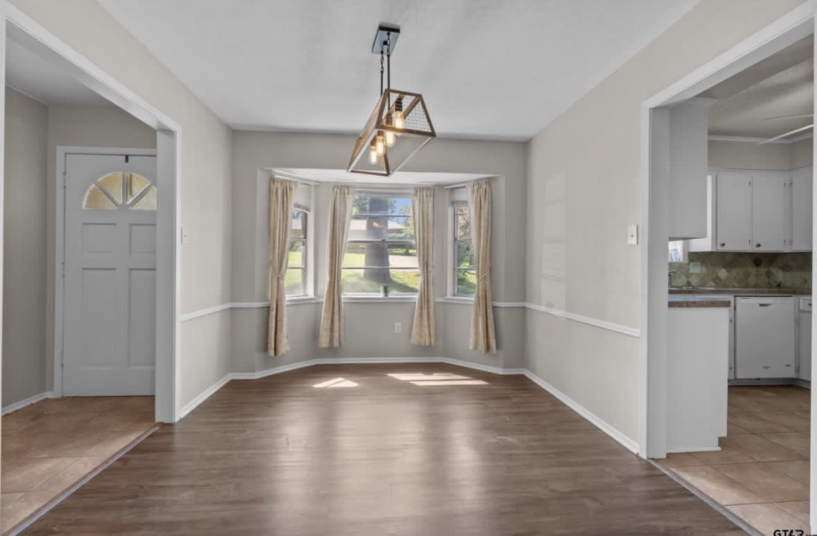 2020 South Tipton Avenue