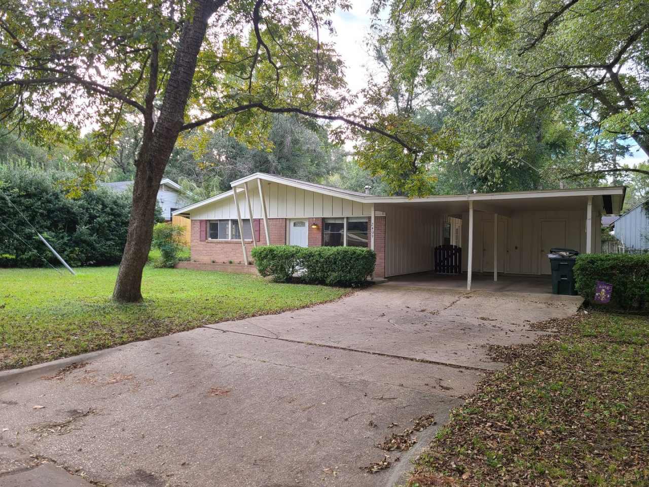 3 Bedroom Mid-Century Rental