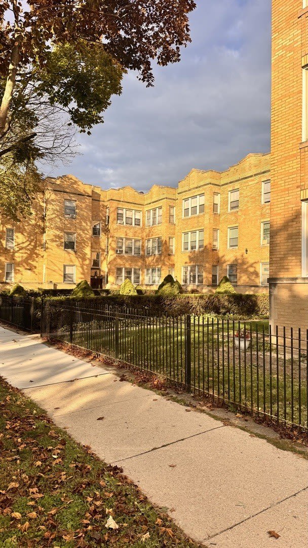 4441 N Central Avenue