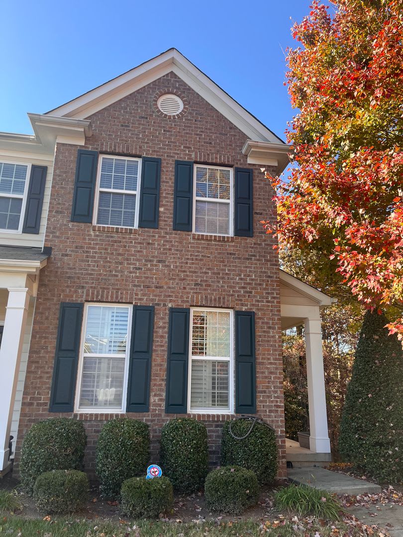 Spacious 2BR/3BA Townhome in Rennaisance Park near Downtown Raleigh