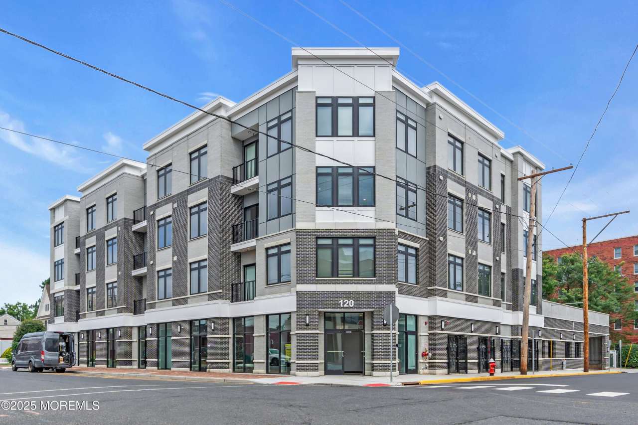 120 Monmouth Street unit: 210